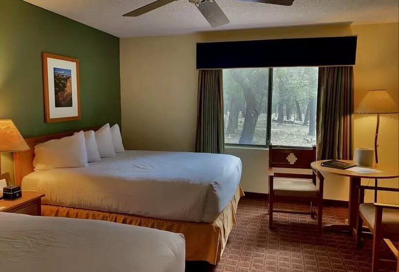 فندق Maswik Lodge   Inside The Park