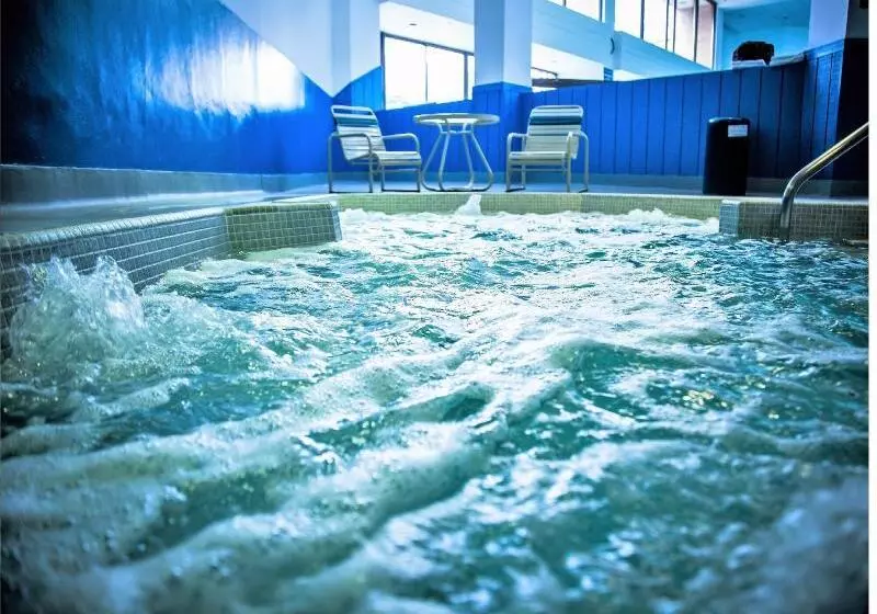 酒店 Mead Resorts & Conventions Center