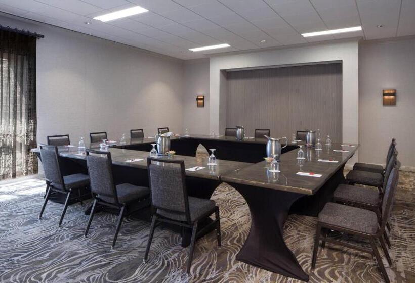 هتل Omaha Marriott