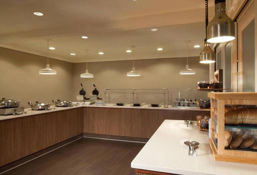 هتل Omaha Marriott