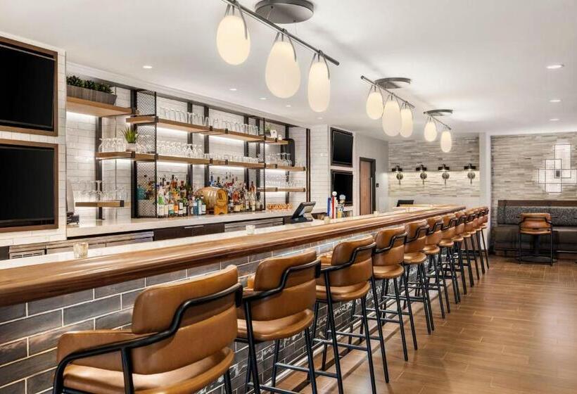 هتل Omaha Marriott