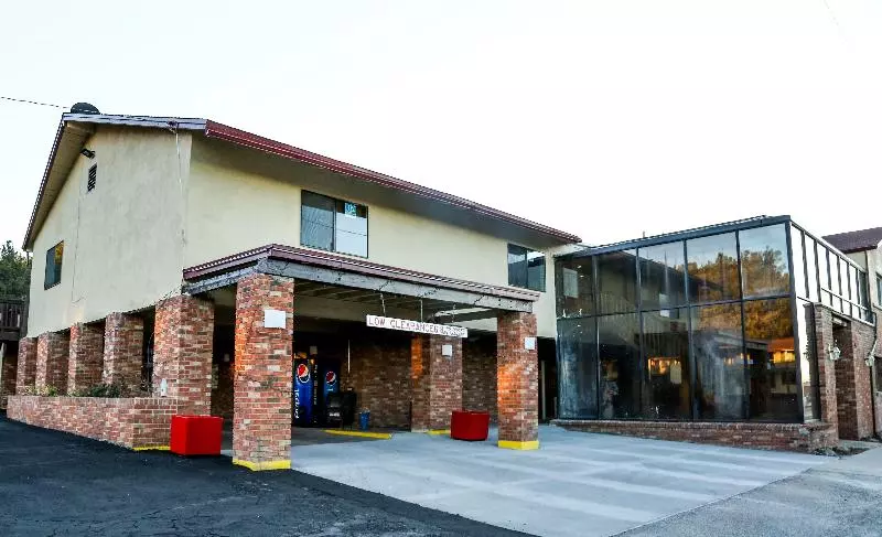 Otel Red Roof Plus+ Williams  Grand Canyon