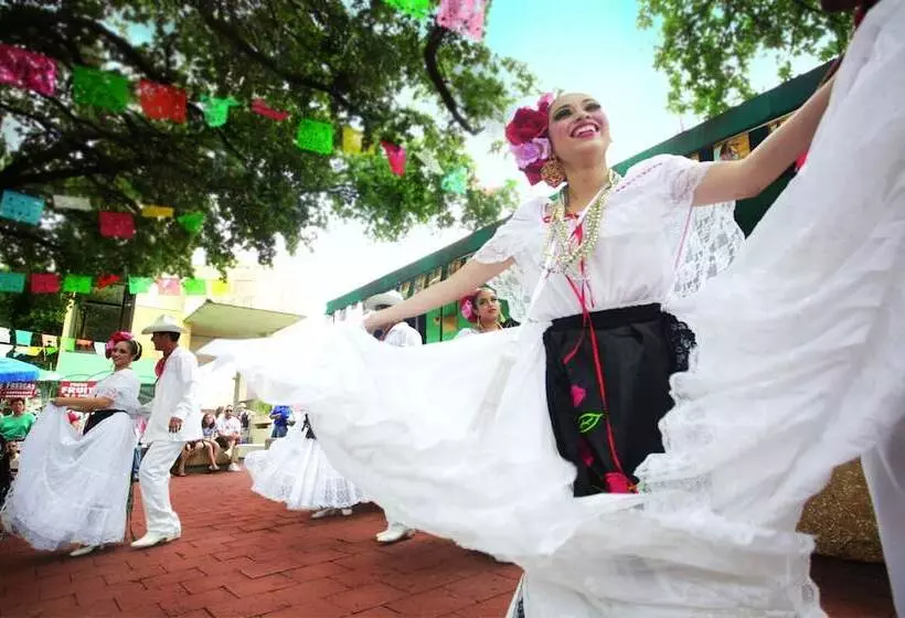 Hotel San Antonio Marriott Riverwalk