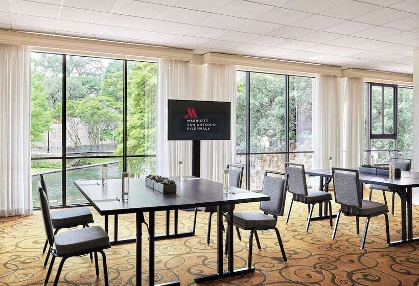 هتل San Antonio Marriott Riverwalk