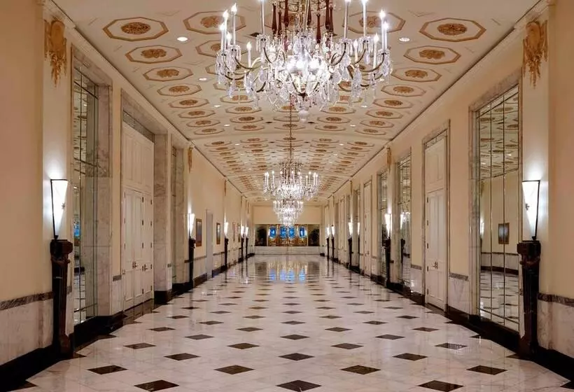 The Mayflower Hotel, Autograph Collection