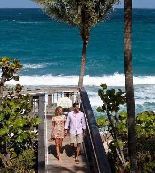 Jupiter Beach Resort & Spa