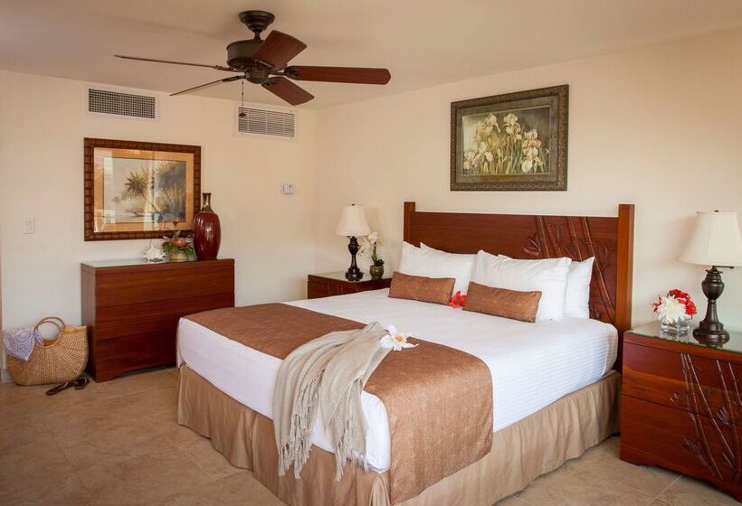 Lahaina Shores Beach Resort