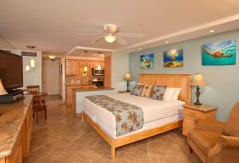 Lahaina Shores Beach Resort