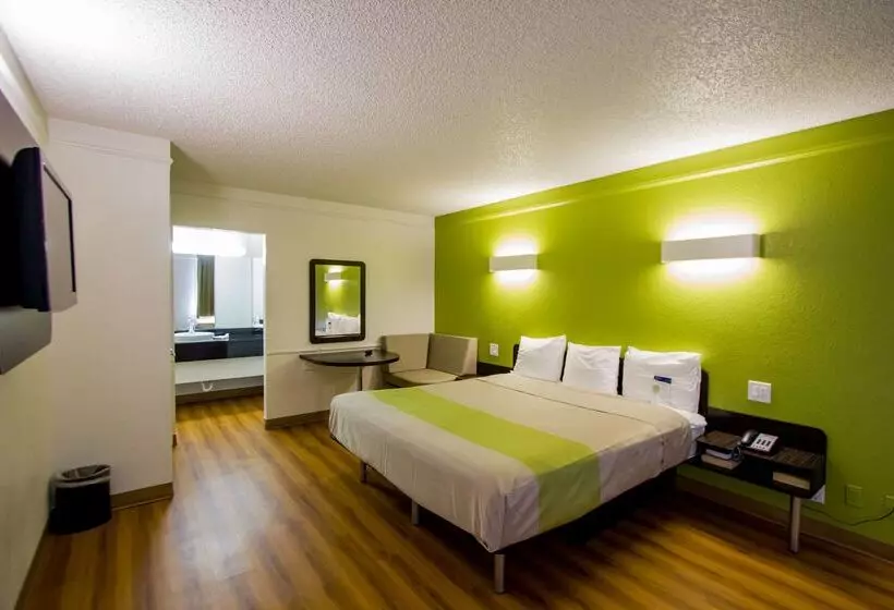 Motel 6 Austin, Tx  Midtown