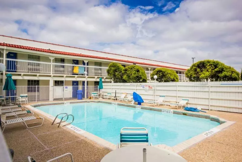 Motel 6 Austin, Tx  Midtown