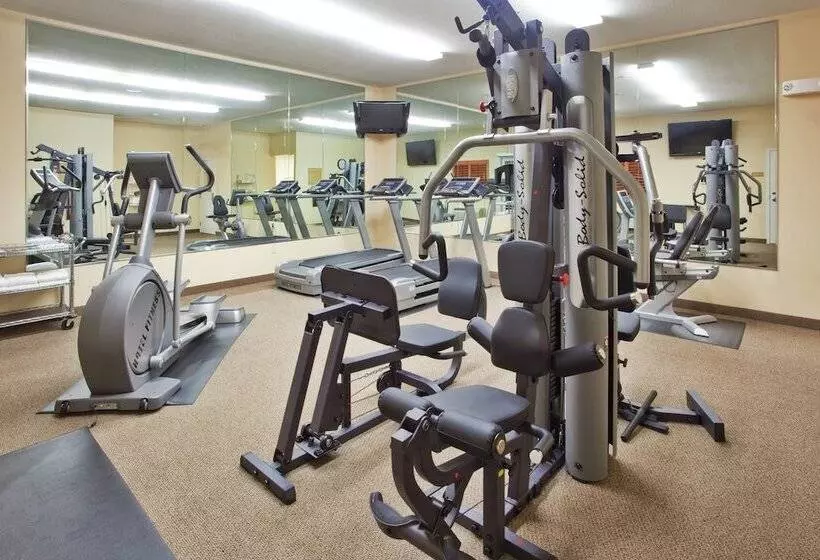 Мотель Candlewood Suites Columbus Fort Benning By Ihg