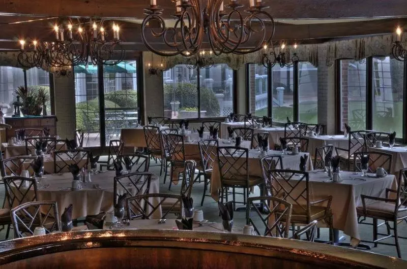 منتجع Mid Pines Inn & Golf Club 