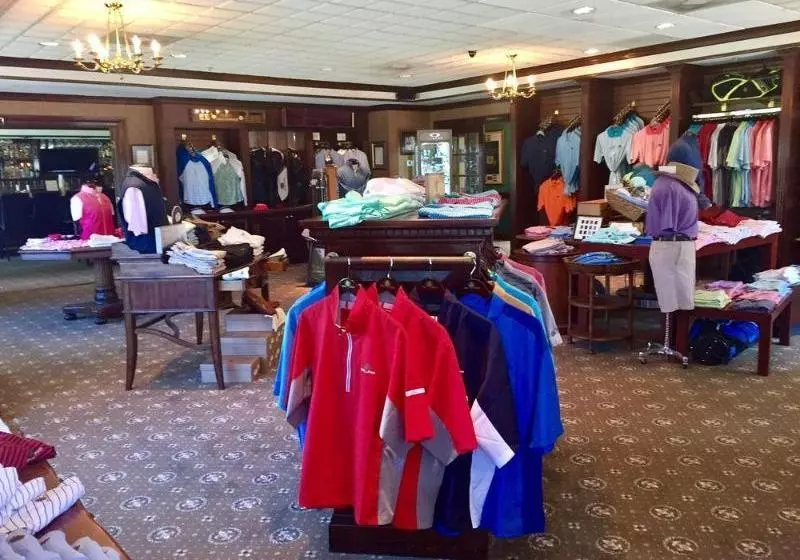 منتجع Mid Pines Inn & Golf Club 