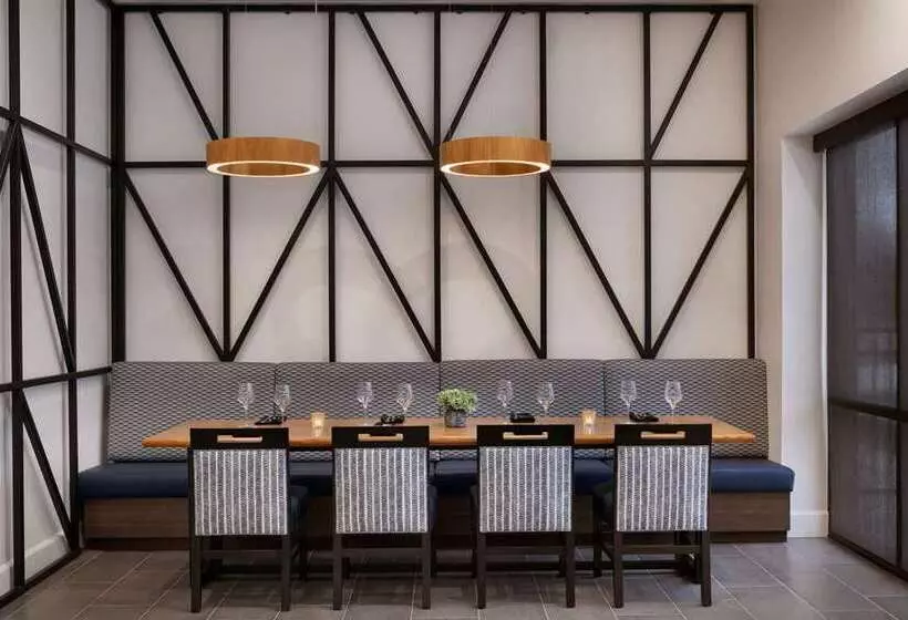 Otel Doubletree By Hilton Canton Downtown