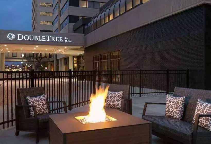 Otel Doubletree By Hilton Canton Downtown