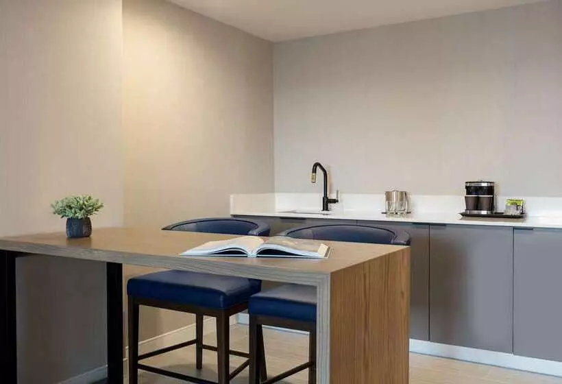 Otel Doubletree By Hilton Canton Downtown