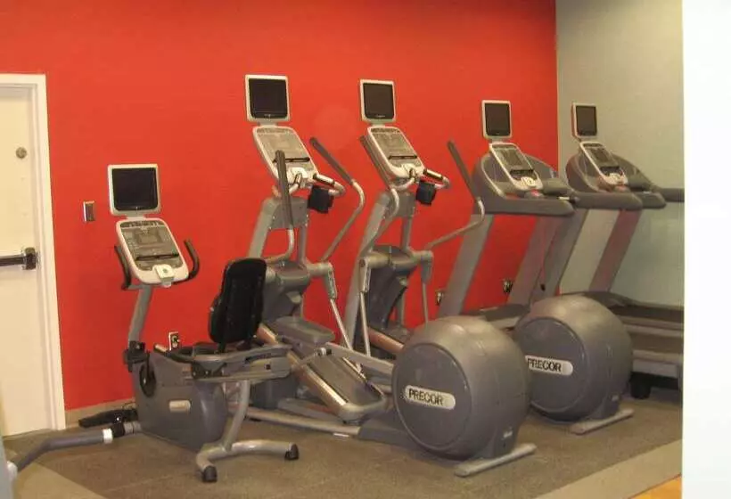 فندق Doubletree By Hilton Springfield