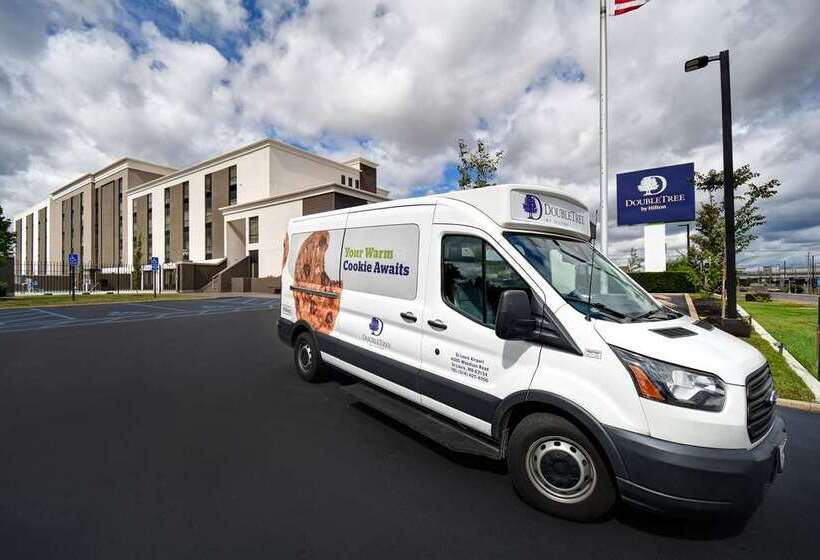 בית מלון כפרי Doubletree By Hilton St. Louis Airport