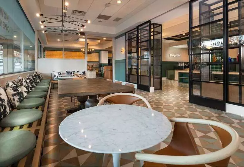 ホテル Hilton Lexington/downtown