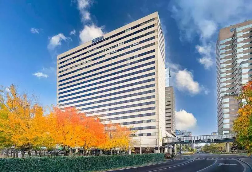 ホテル Hilton Lexington/downtown