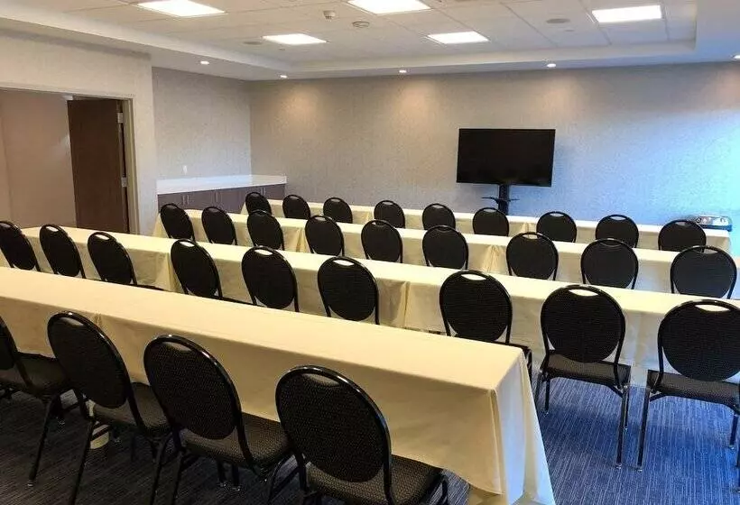 Szálloda Holiday Inn Express & Suites   Springfield North, An Ihg