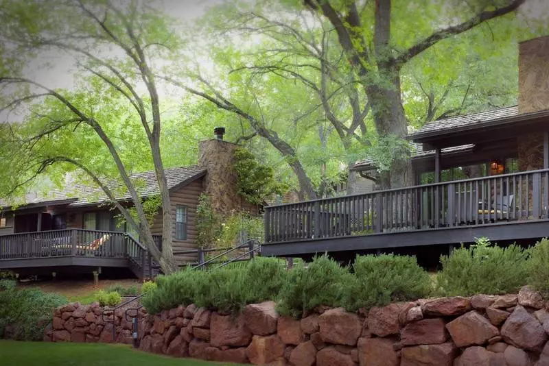 Отель L'Auberge de Sedona