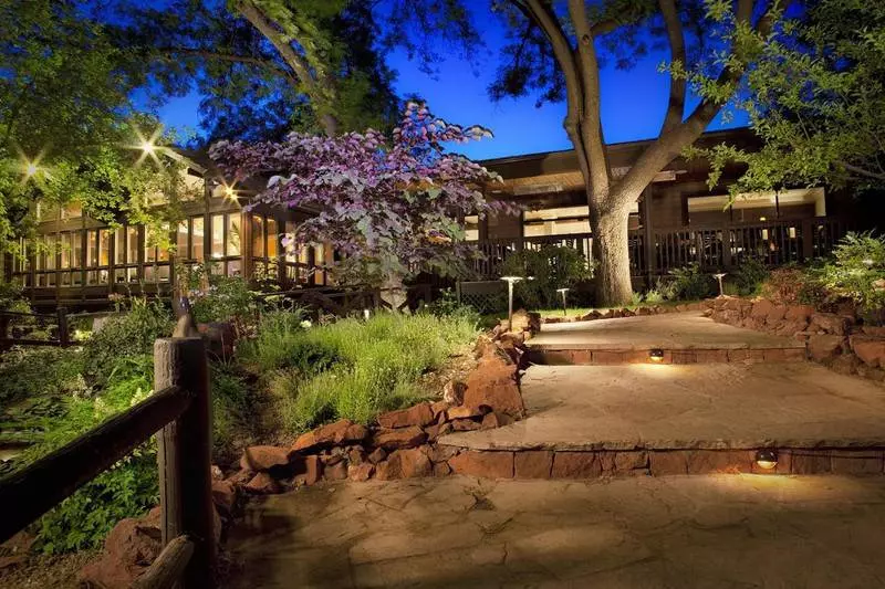 Отель L'Auberge de Sedona