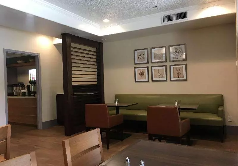 فندق Mainstay Suites Orange County John Wayne Airport