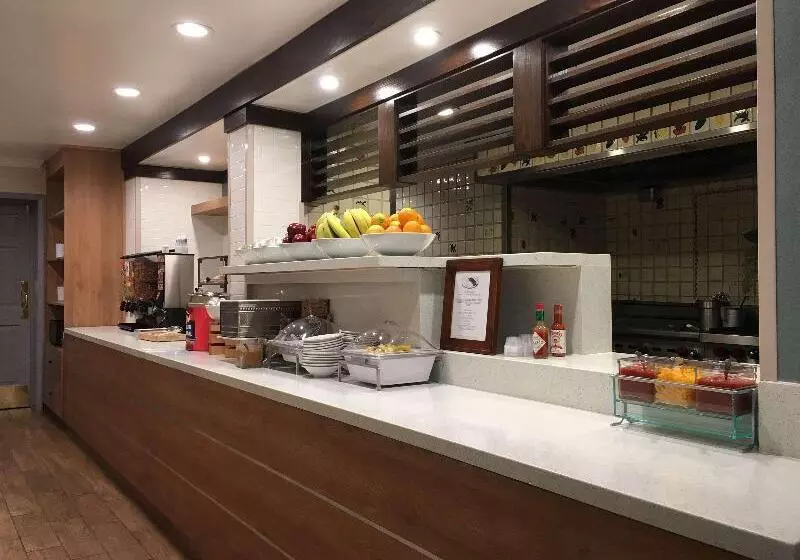 فندق Mainstay Suites Orange County John Wayne Airport