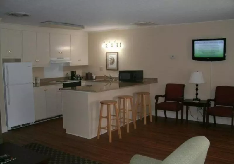 فندق Merry Acres Inn