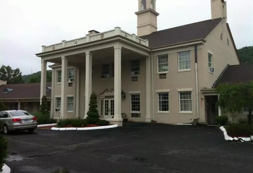 호텔 New Haven Inn