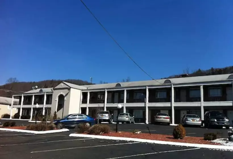 호텔 New Haven Inn