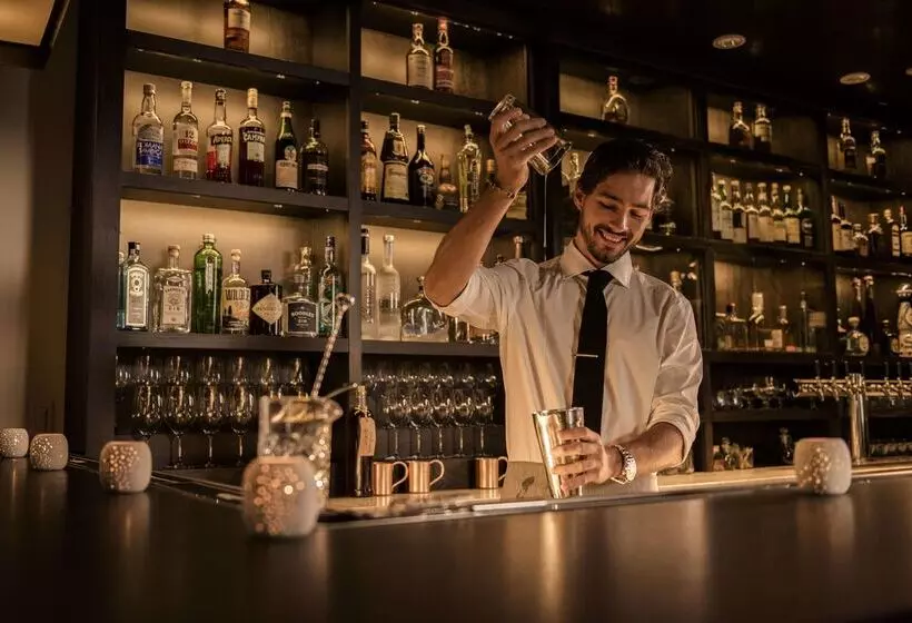 Отель Ojai Valley Inn