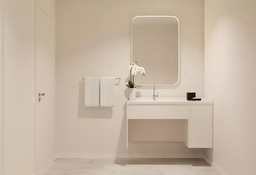 Отель Aka Washington Circle