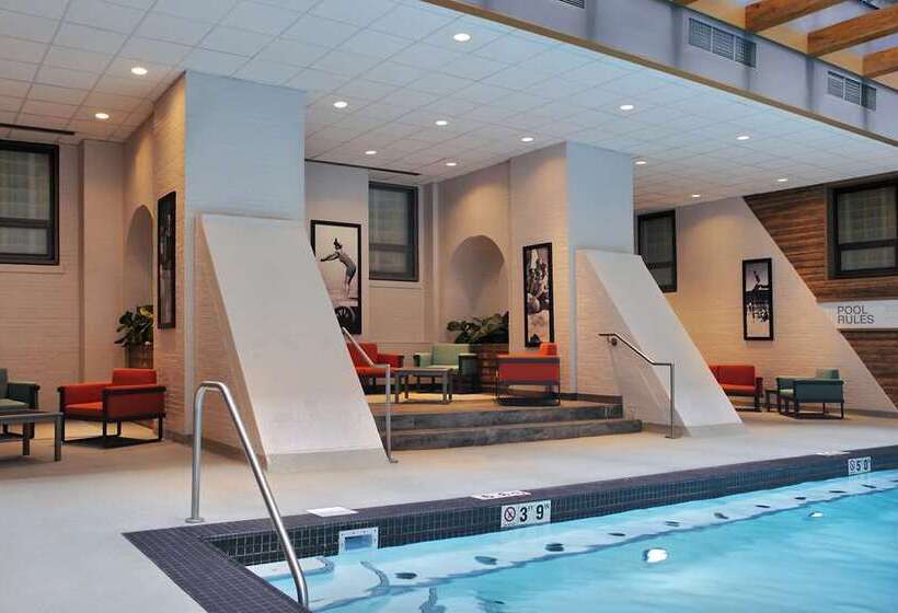 فندق Palmer House A Hilton