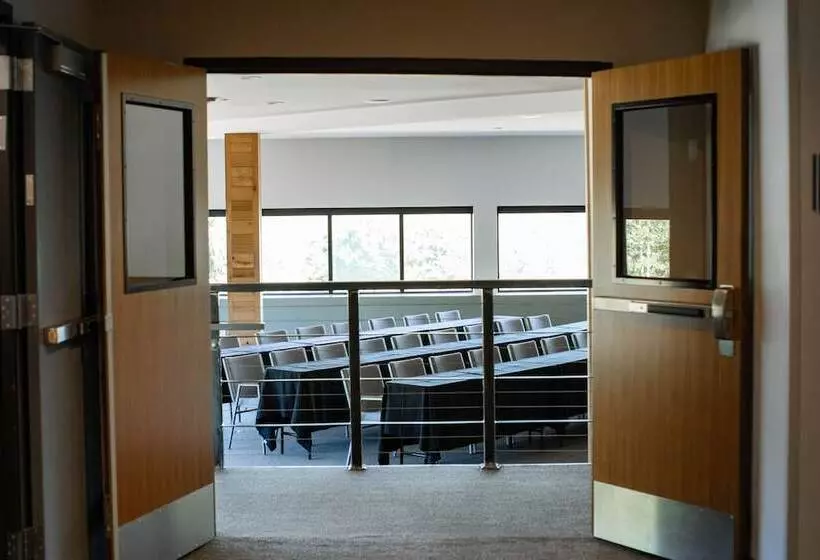 Отель Park City Peaks