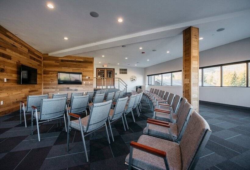 هتل Park City Peaks