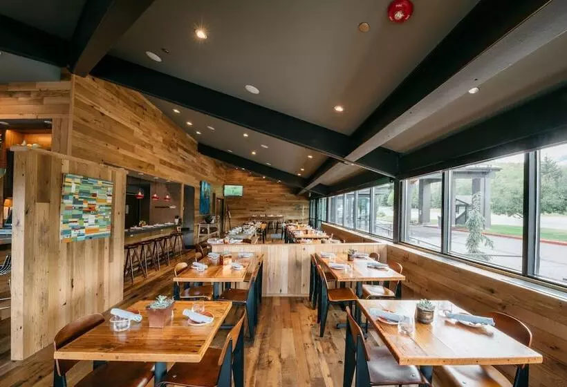 Отель Park City Peaks