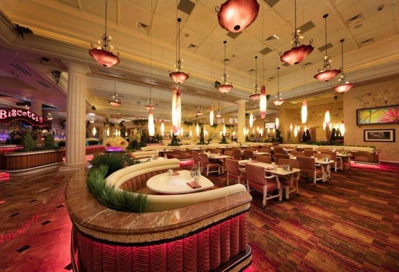 هتل Peppermill Resort Spa Casino