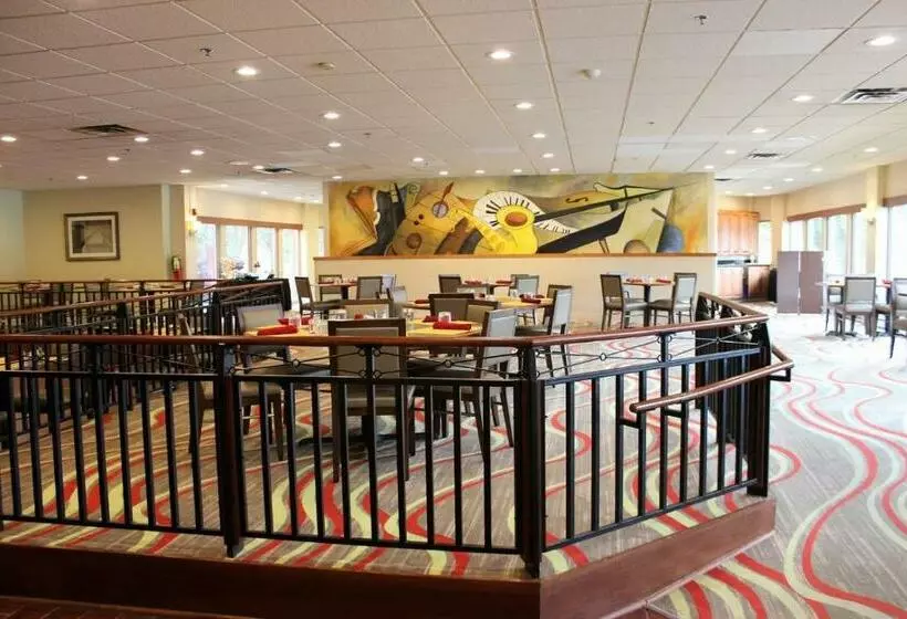 酒店 Radisson Rochester Airport