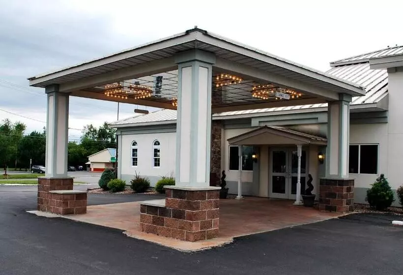 فندق Travelodge By Wyndham Watertown