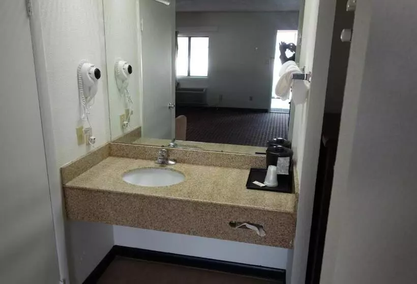 호텔 Vip Inn And Suites