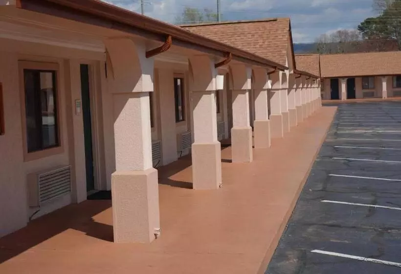 호텔 Vip Inn And Suites