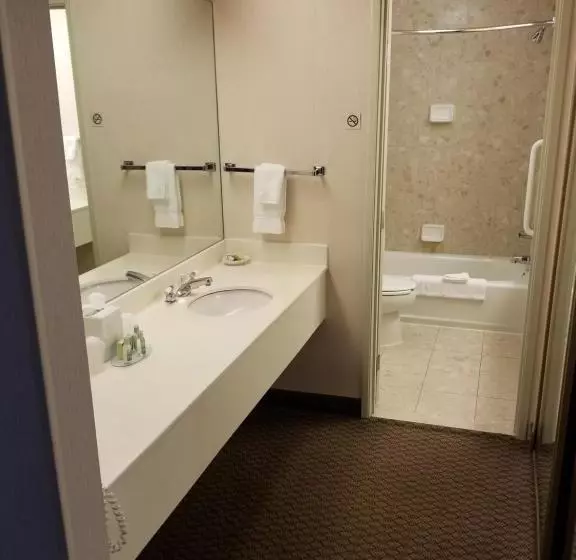 Quail Hollow Resort A Trademark Collection