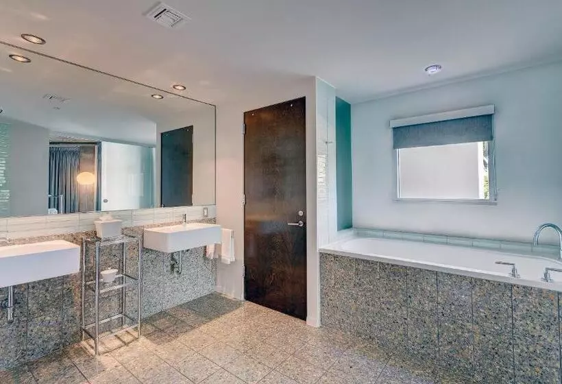 渡假胜地  Valley Ho