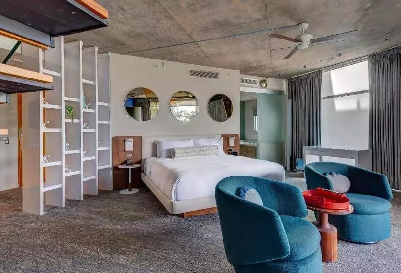 渡假胜地  Valley Ho