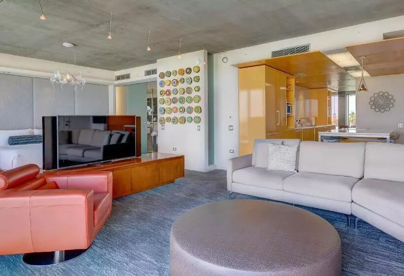 渡假胜地  Valley Ho