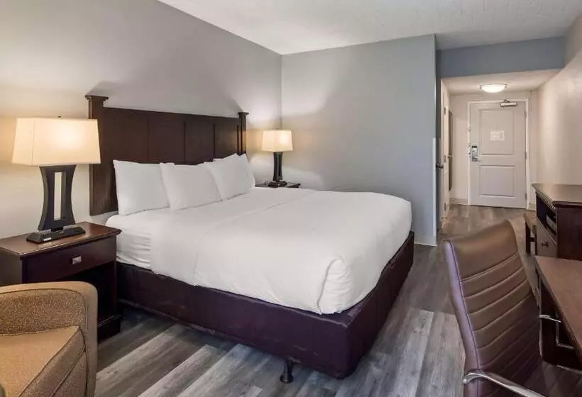 Best Western Paramus Hotel & Suites