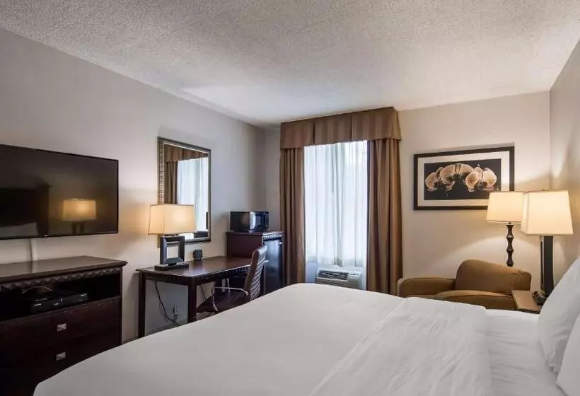 Best Western Paramus Hotel & Suites