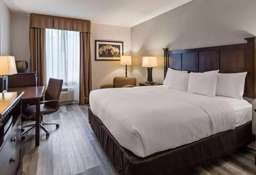 Best Western Paramus Hotel & Suites